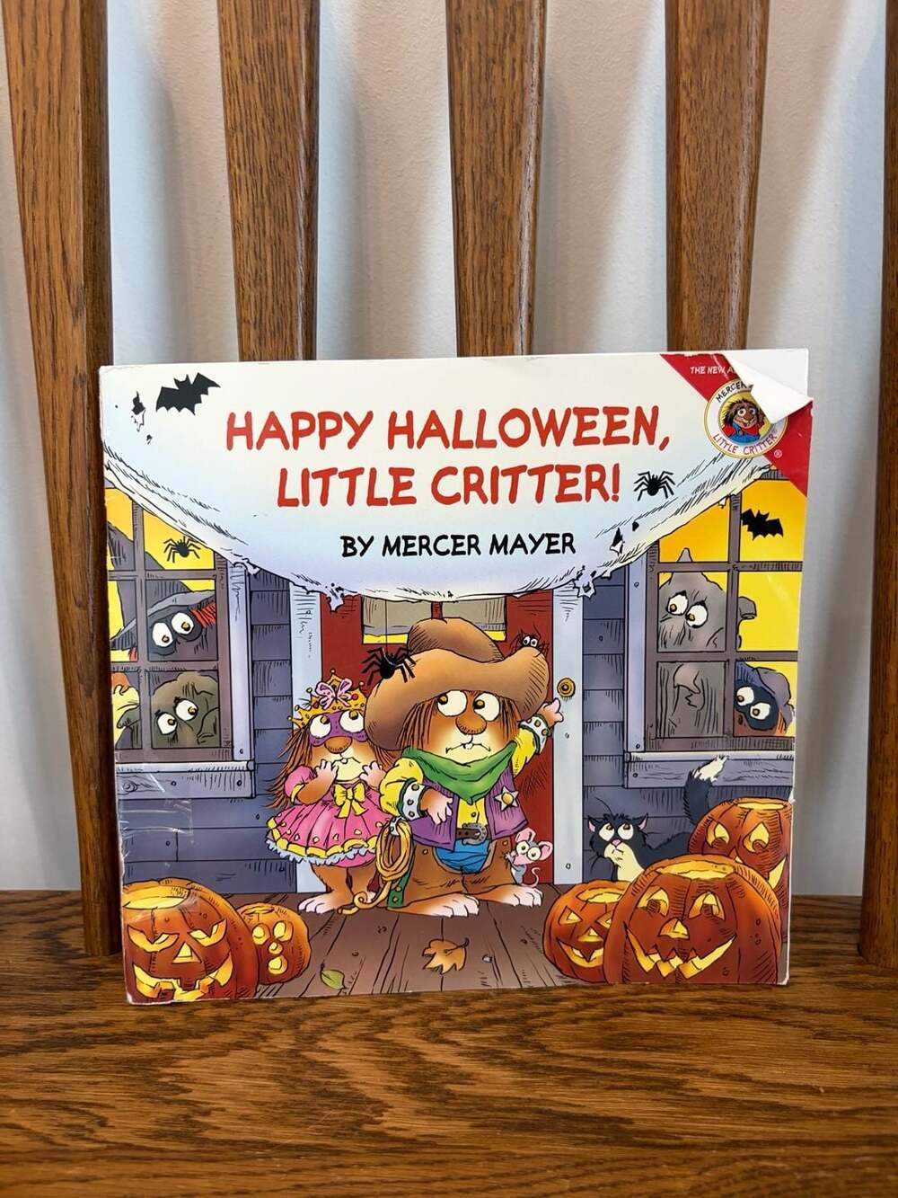 Happy Halloween, Little Critter! by Mercer Mayer (Lift-The-Flap Book)